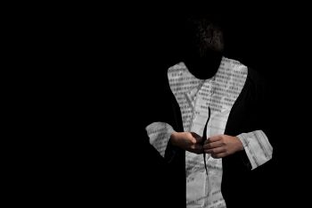 當法律守門人墮入共犯結構──不肖律師如何遊走灰色地帶，成詐團廉價工具